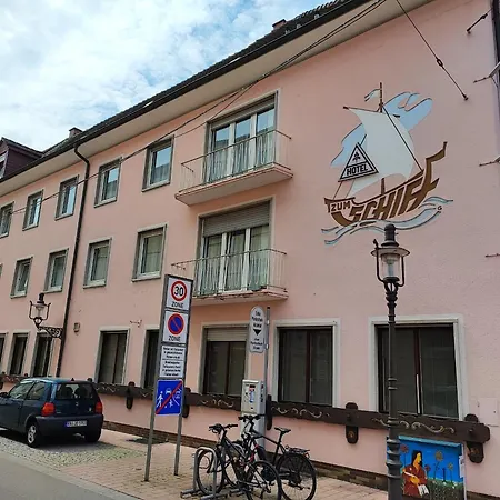 Schiff Bed & Breakfast 3*