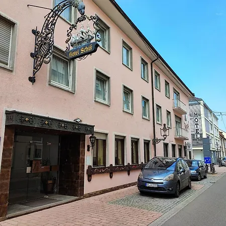 Schiff Nocleg ze śniadaniem 3*