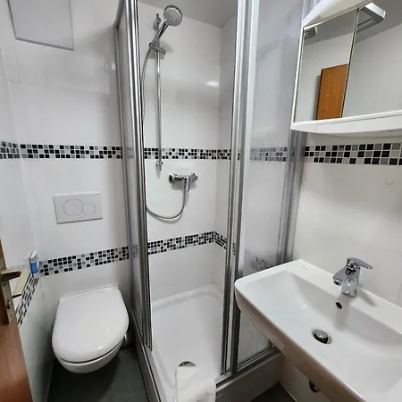 Nocleg ze śniadaniem Schiff