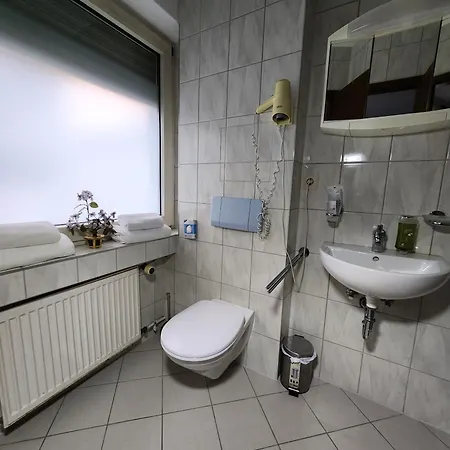 Nocleg ze śniadaniem Schiff 3*