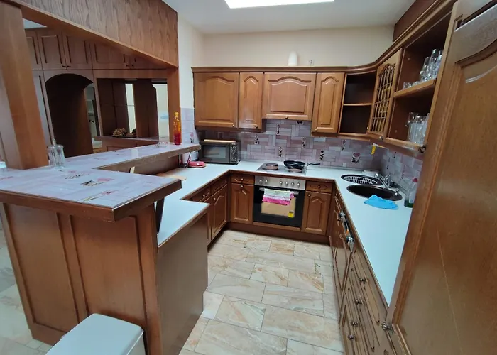 Schiff Bed & Breakfast 3*